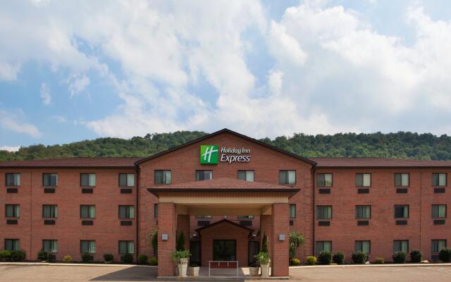 Holiday Inn Exp Chester WV, an IHG Hotel