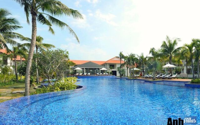 Luxury Pool Villas in Purama Villas