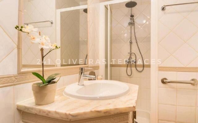 241 Oliveiras Terraces