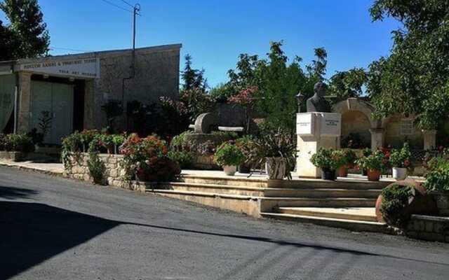 House With 5 Bedrooms in Paphos, With Private Pool, Enclosed Garden an