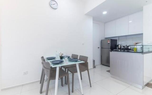 OYO 469 Home 2 BR Robertson Bukit Bintang Spacious Condo