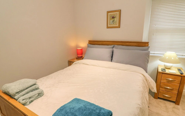 Flat 2 Galloway House