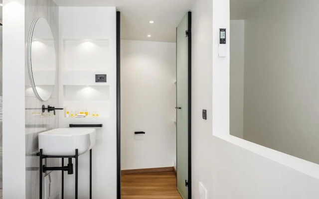 RH Lifestyle Rooms & Suites