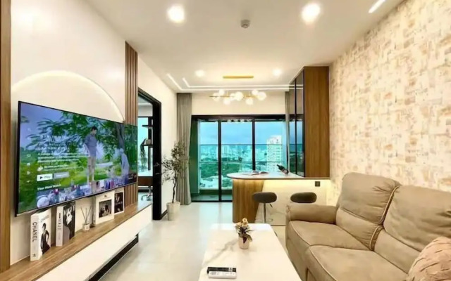 De La Sol  District 4