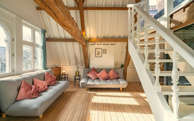 The Hendrik Square Residence