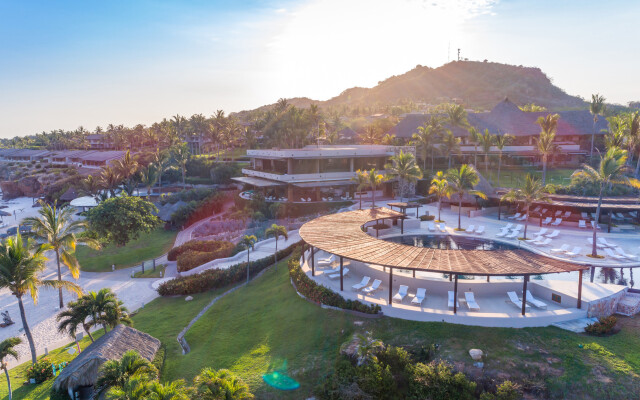 Four Seasons Resort Punta Mita