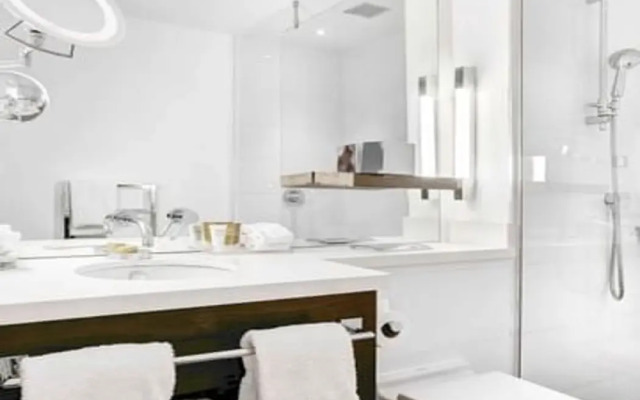 Sandman Signature Newcastle Hotel