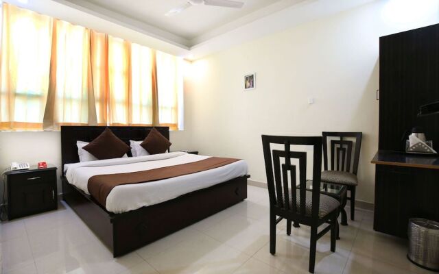 OYO 8865 Hotel Baj Celebration