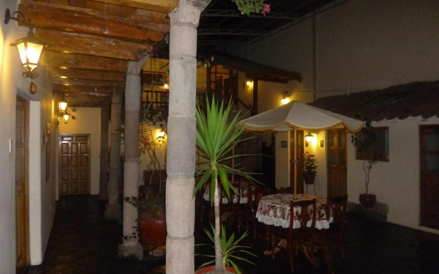 Hotel Midori