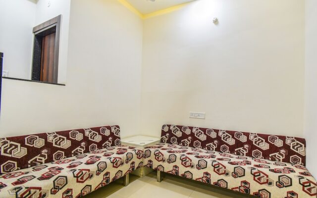 FabHotel Malhar Palace