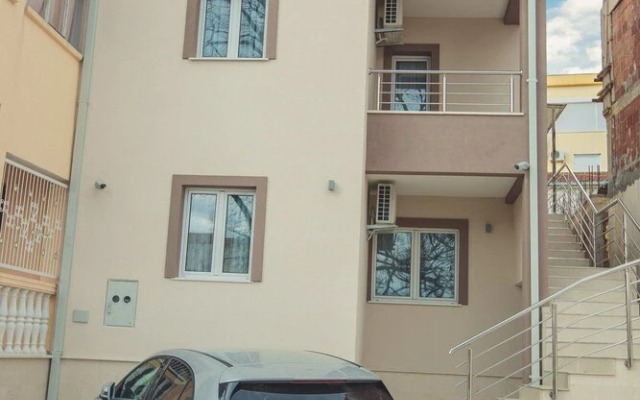 Nino Superior, One Bedroom Apartment With Terrace, No.3