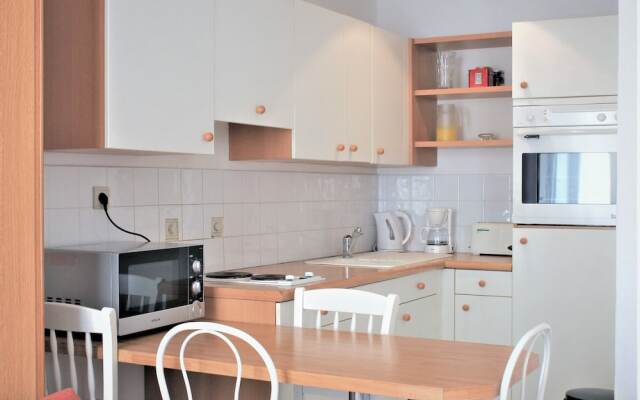 Central Studio with 2 Double Beds