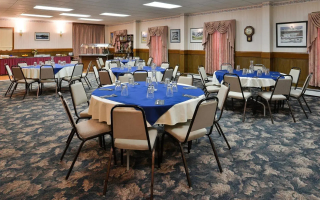 The Downtown, a Coast Hotel