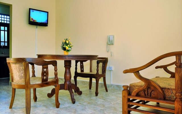 Airport Green View Resort