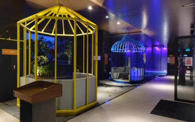 Expressionz Suites by V&C