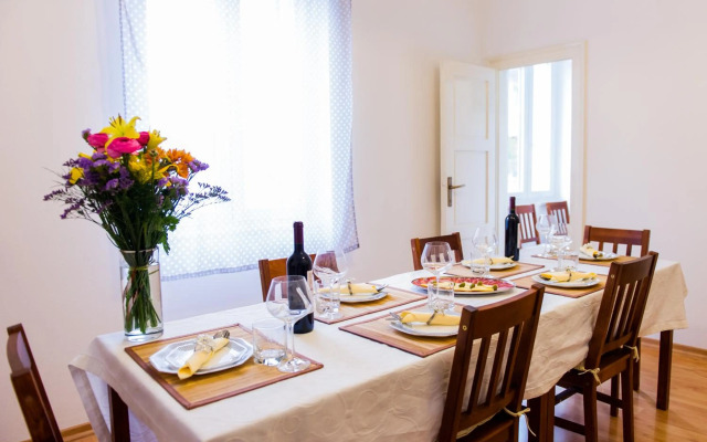 Dundo Baldo Apartment