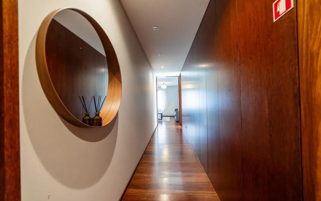Modern Cedofeita by Homing