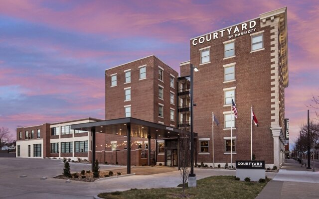 Courtyard Cape Girardeau Downtown