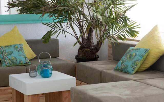 The Beach Star Ibiza Aparthotel - Adults Only