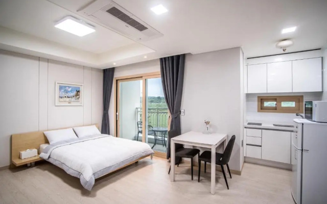 seogwipo okeura rijoteu