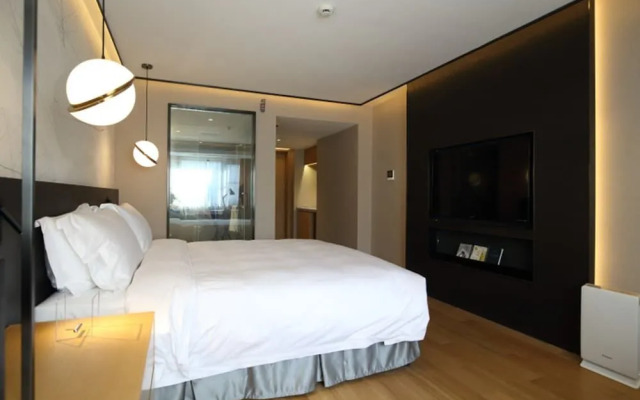 Rich Garden Hotel