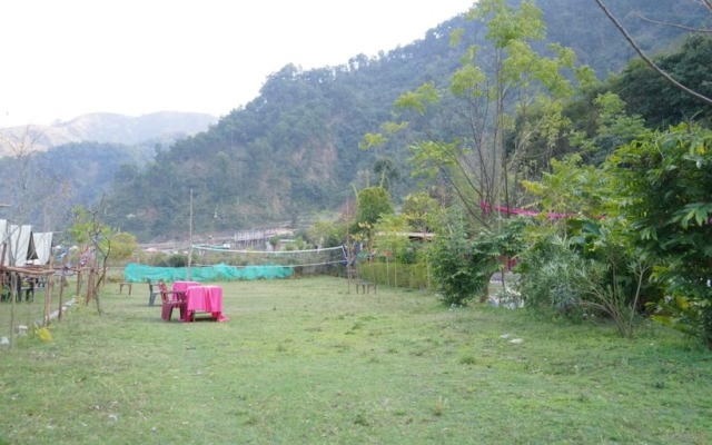 Paddlers Camp By Bull Adventure 0011