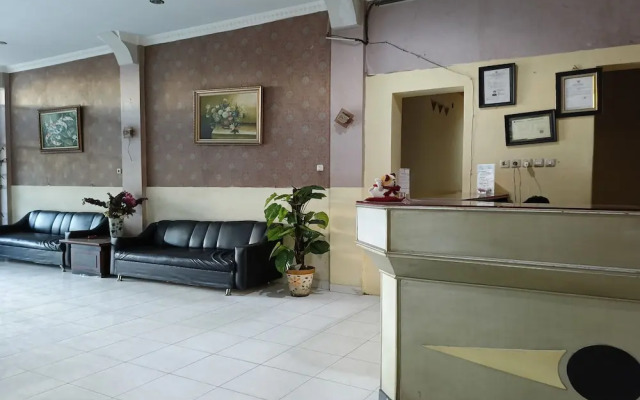 OYO 94112 Homestay Ananda Luwuk