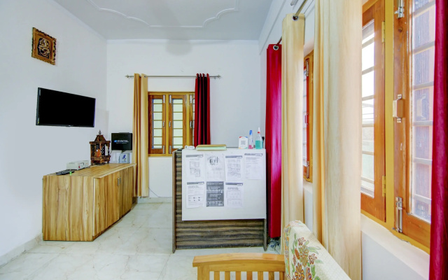 SPOT ON Chandra's Residence