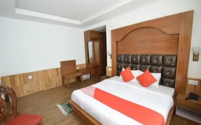 OYO Rooms Apple Orchards Gadherni