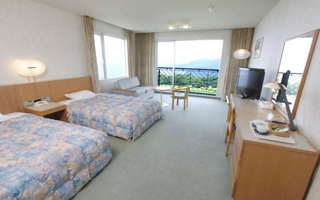 Olivean Shodoshima Yuhigaoka Hotel