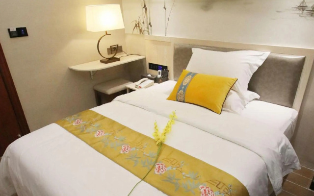 Kangyi Hotel Shenzhen (Longhua Foxconn)