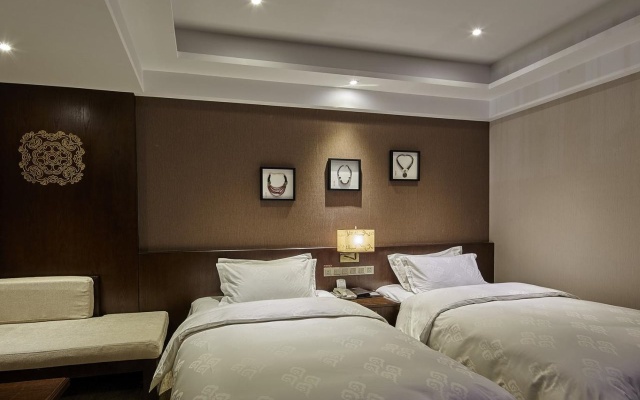 Sanroyal International Hotel – Guest Rooms – Ngawa