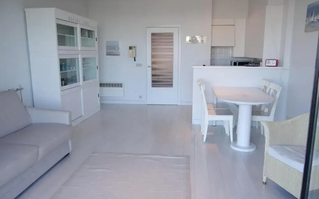 Bright Apartment in Nieuwpoort