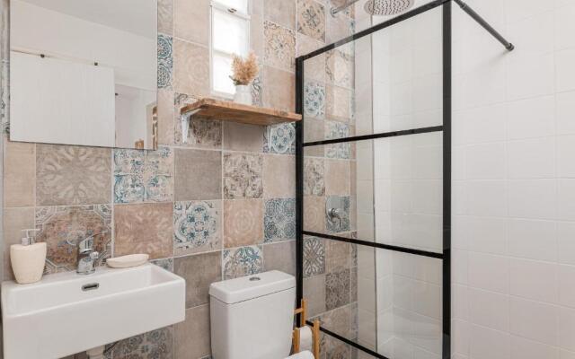 SeaView Apartment & Studio