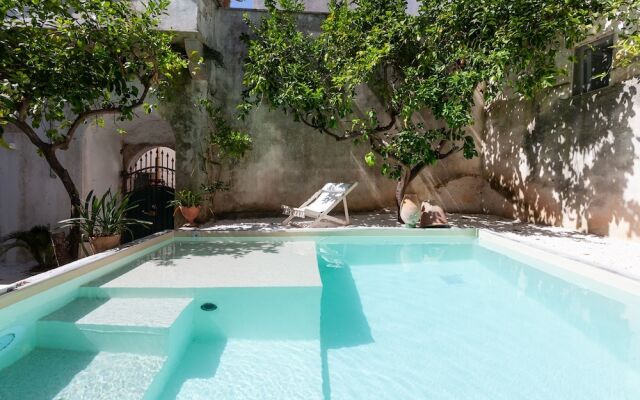 Palazzo Favola Dimora in town centre