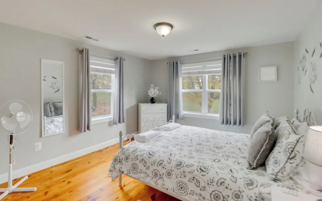 Warrenton Gem: Walk to Downtown!