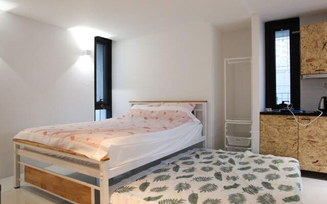 302 Place