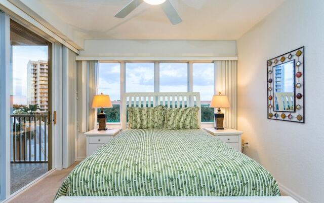 Island Beach Club 304