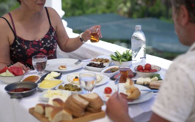ASPAT HOTEL BODRUM - Beach Restaurant