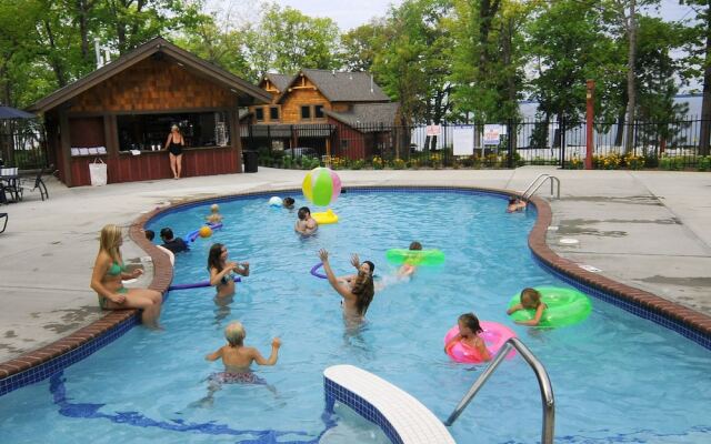 Trappers Landing Lodge