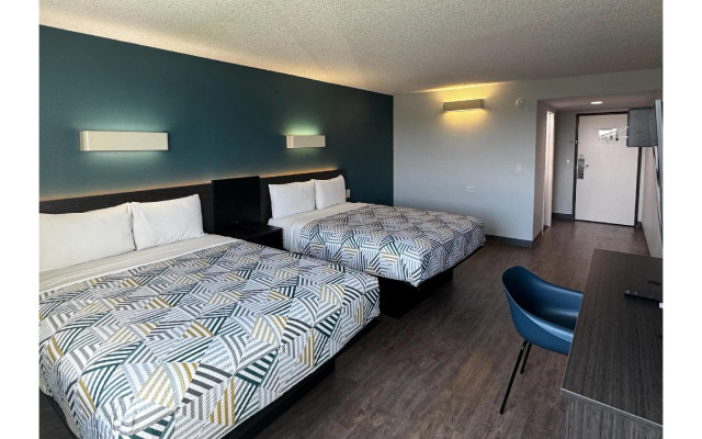 Motel 6 Carson, CA