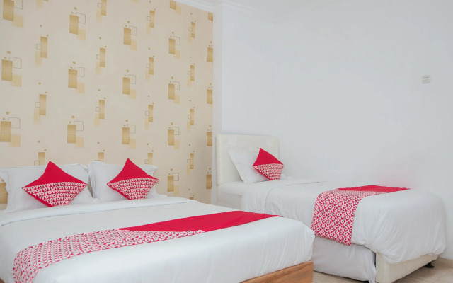 OYO 1454 111 Residence