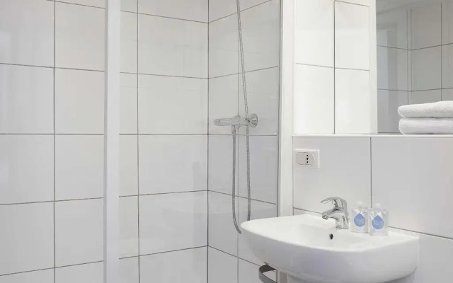 Hotel Isidore Nice Ouest