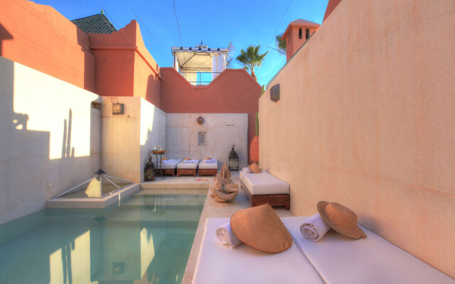 Riad Kaiss by Anika