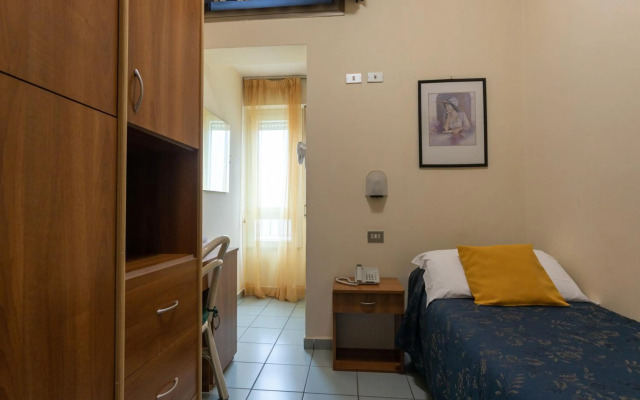 Hotel River