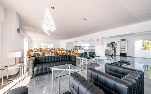 Belmare Hotel