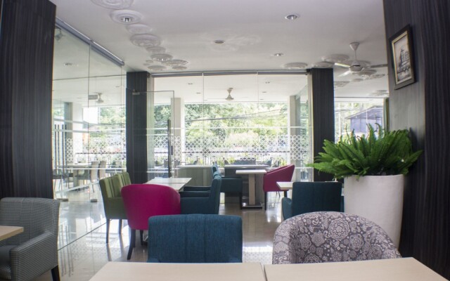 ZEN Rooms Grogol