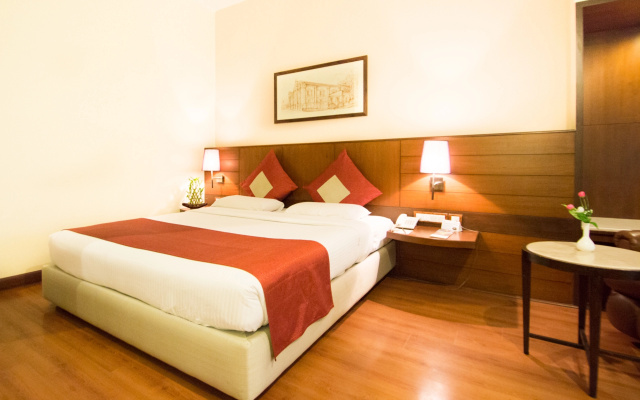 La Sara Grand – Guest Rooms – Bangalore