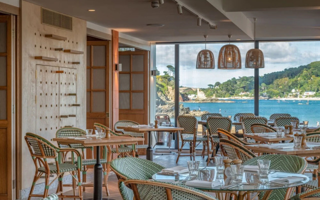 Harbour Beach Club & Hotel