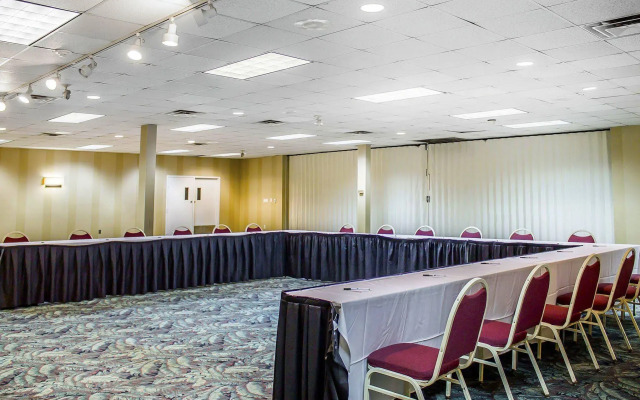 Wilkes-Barre Inn and Suites